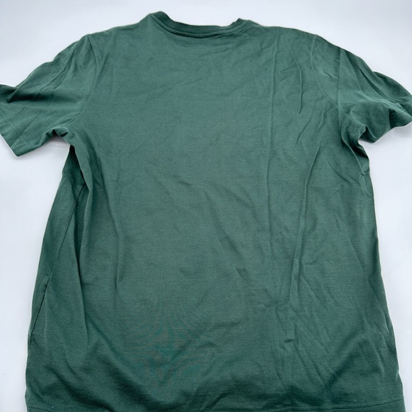 Louis Vuitton LV Tee Shirt Green Size Large 100% Authentic. - Picture 2 of 5